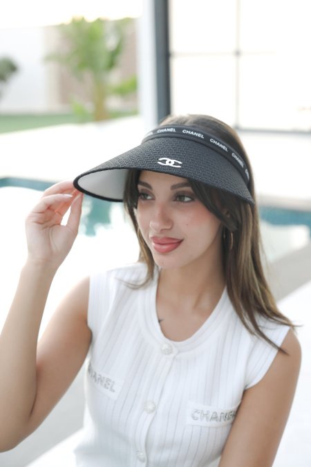 طاقية CHANEL